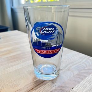 Bud light city of Charleston pint glass